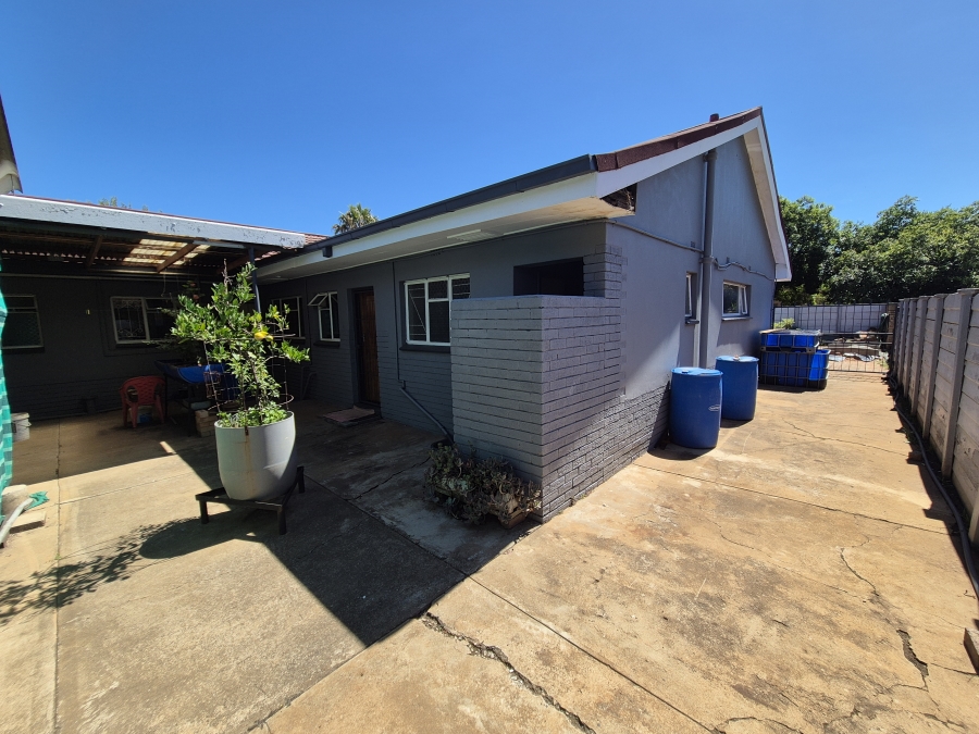 3 Bedroom Property for Sale in Stilfontein Ext 4 North West